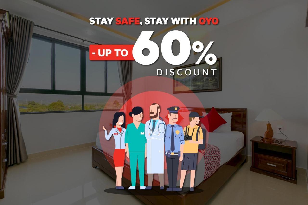 OYO 1568 Stasiun KA Cirebon Residence Exterior foto